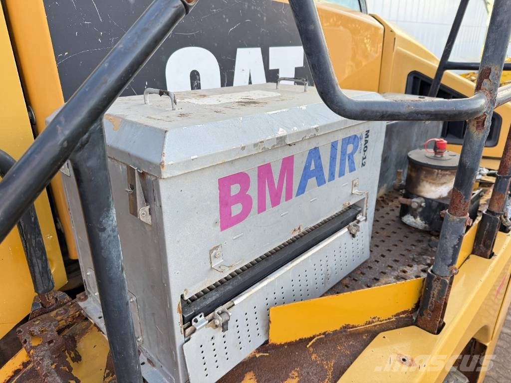 CAT 745C - Dutch Machine / Auto Greasing Knik dumptrucks