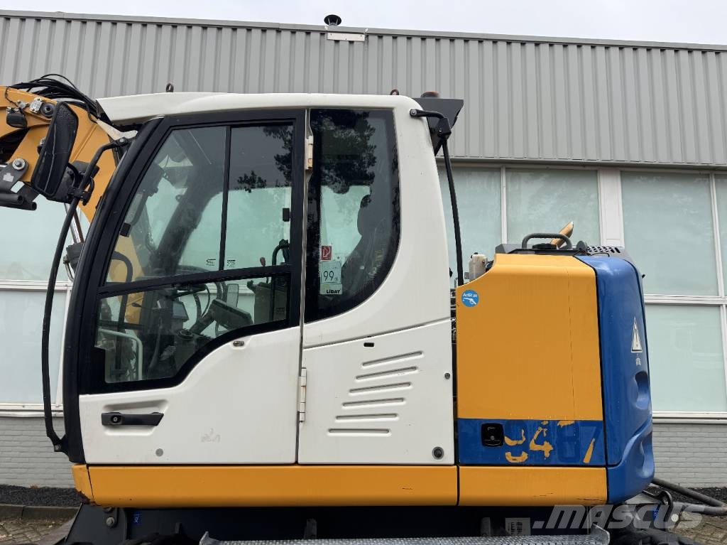 Liebherr A 912 Compact Litronic Rototilt Escavadeiras de rodas