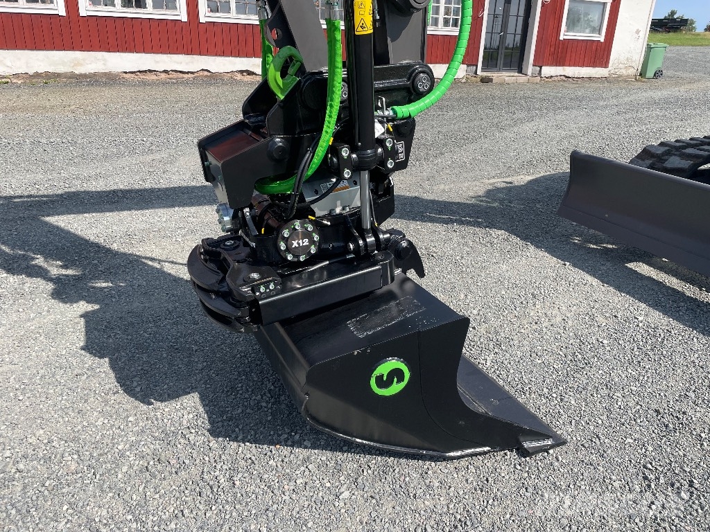 Volvo ECR88D Pro Steelwrist X12 C-smörj - 25 Väikeekskavaatorid 7t-12t