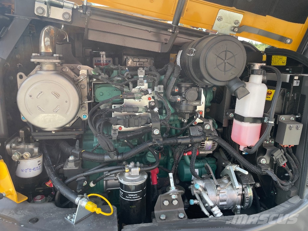 Volvo ECR88D Pro Steelwrist X12 C-smörj - 25 Väikeekskavaatorid 7t-12t