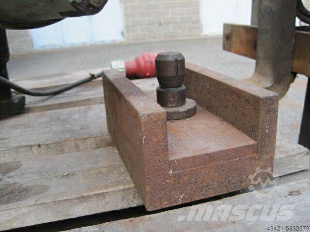 Hydraulische Presse WMW PYE 2 建筑机械-其他