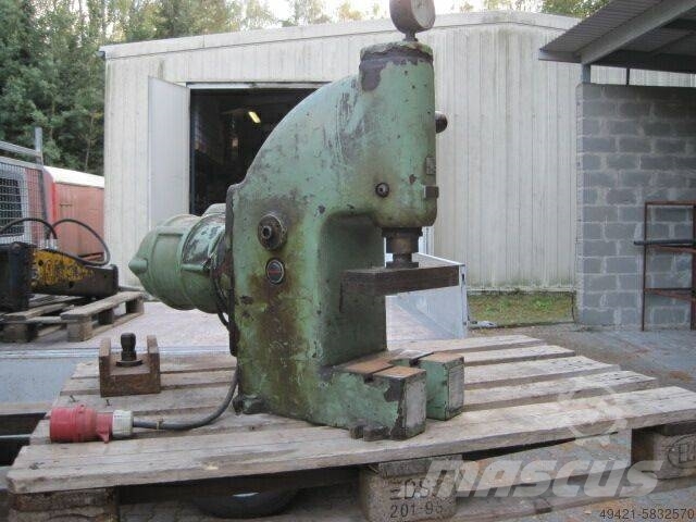 Hydraulische Presse WMW PYE 2 建筑机械-其他