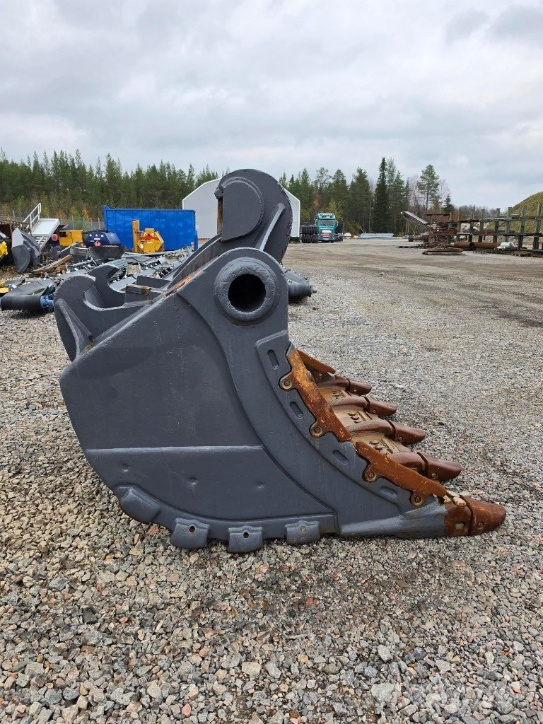 Nordic Equipment Bergskopa HD 4500liter Skuffer