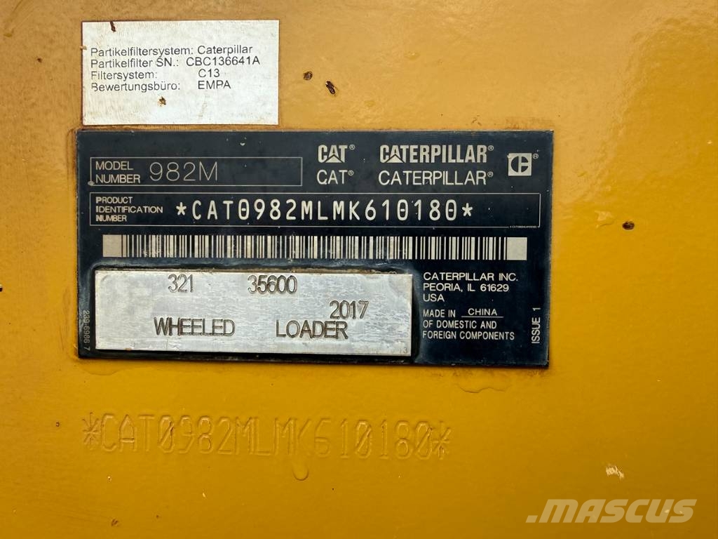 CAT 982 M لوادر بعجل