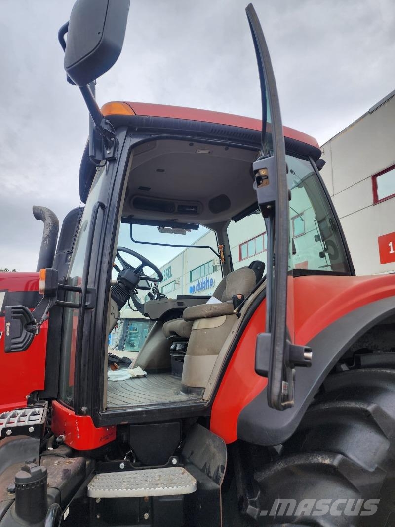 Case IH Magnum 340 الجرارات