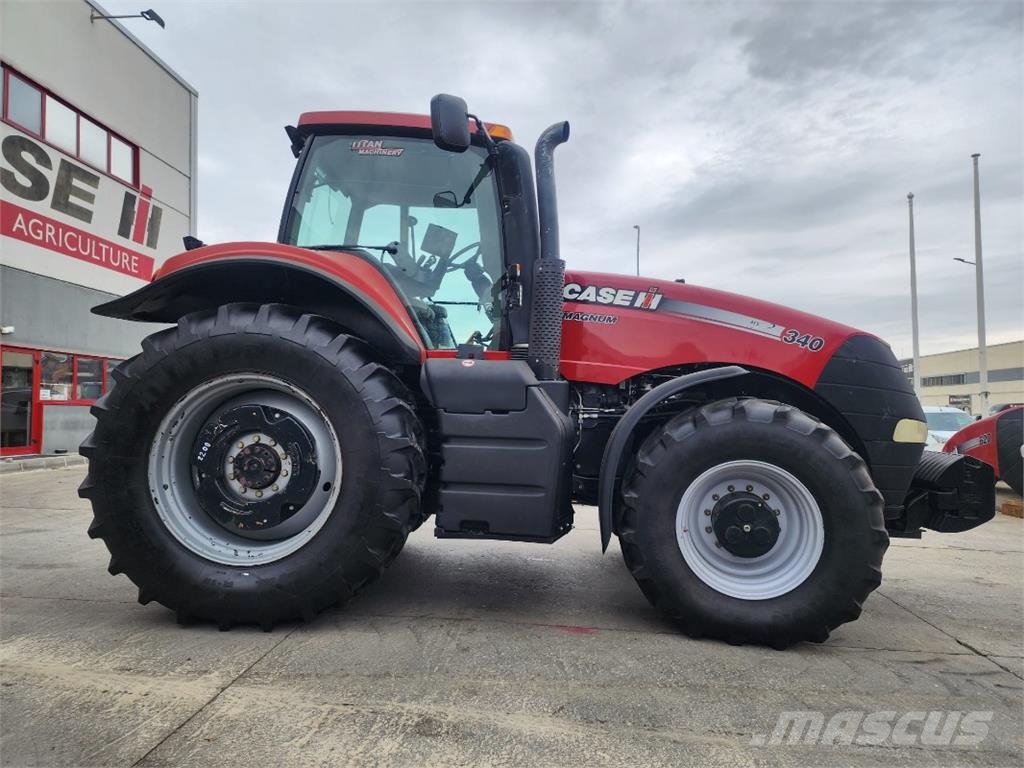Case IH Magnum 340 الجرارات