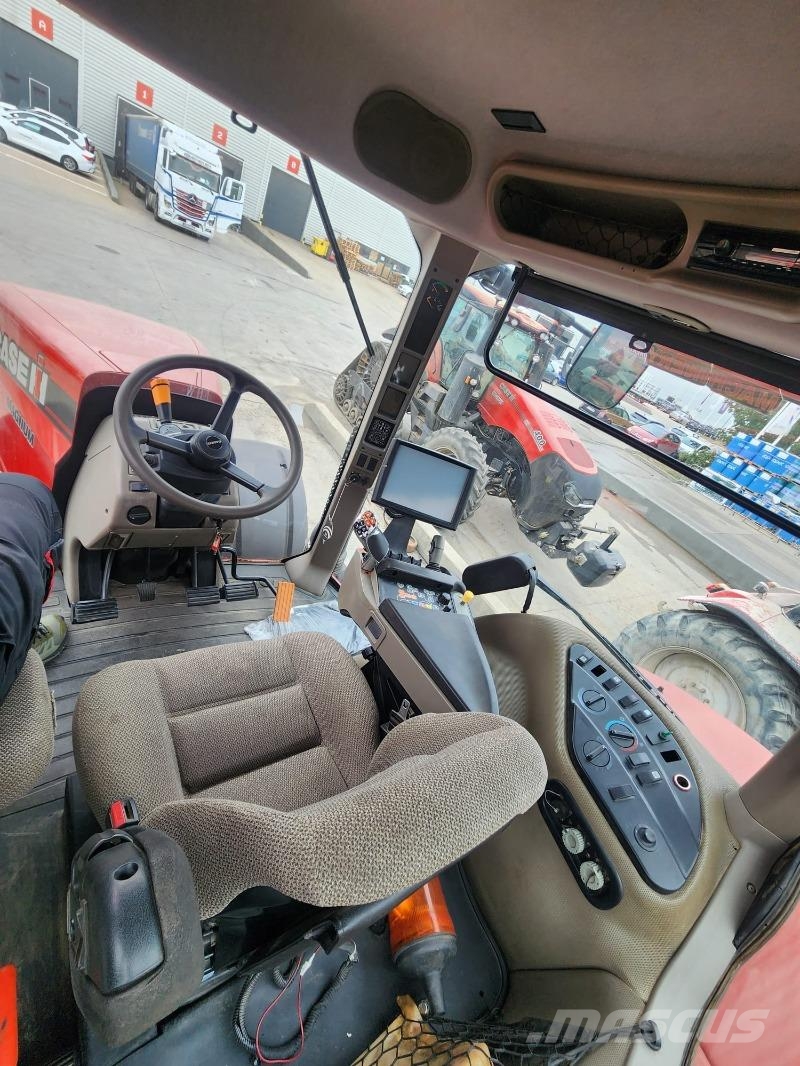 Case IH Magnum 340 الجرارات