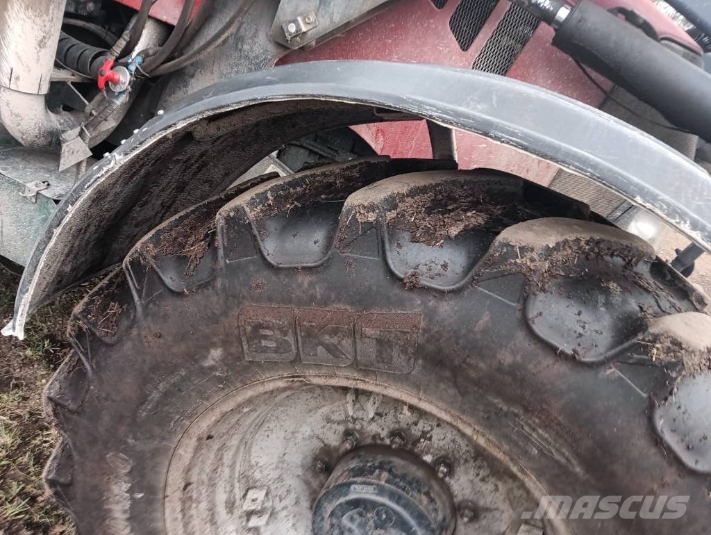 Case IH CVX 170 Traktorji