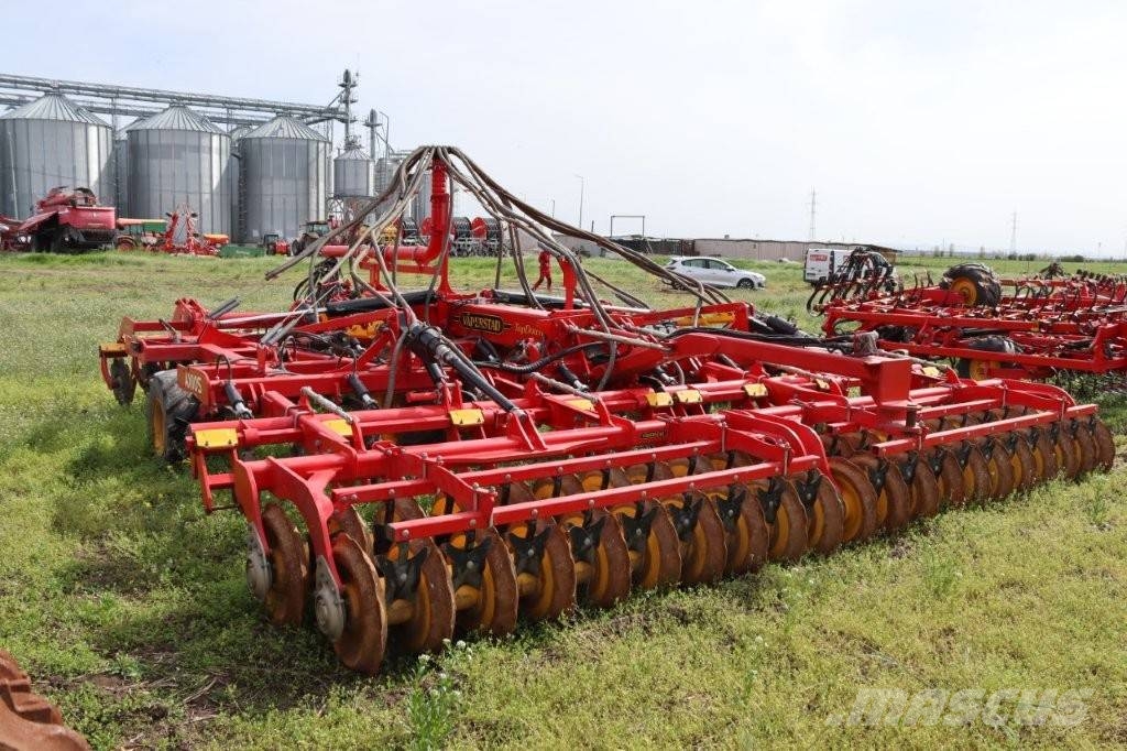 Väderstad Carrier CR 1225 Kultivátory