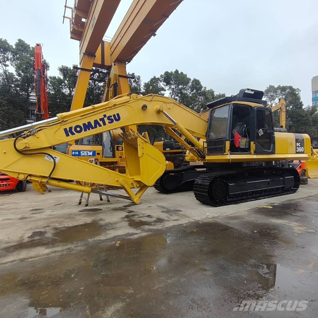 Komatsu PC 360-7 حفارات زحافة