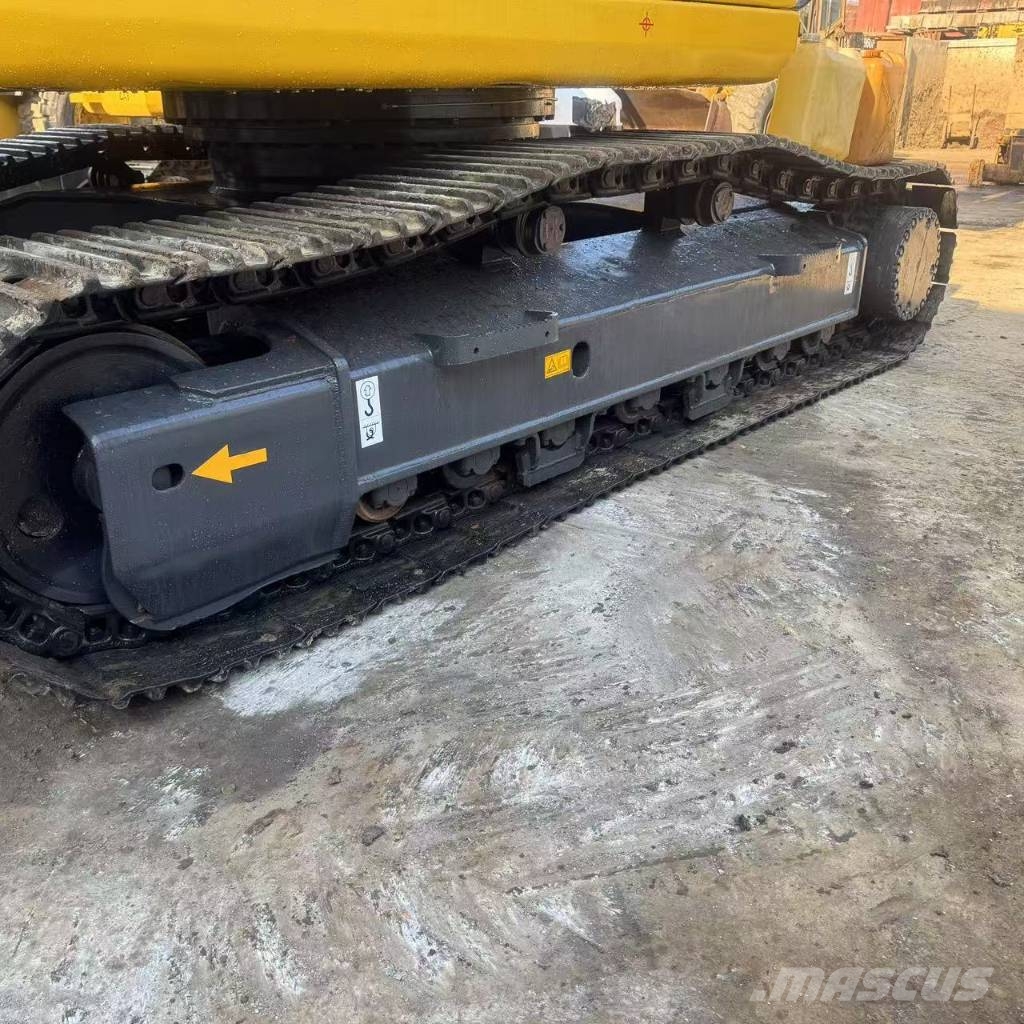 Komatsu PC 300-8 대형 굴삭기 29톤 이상