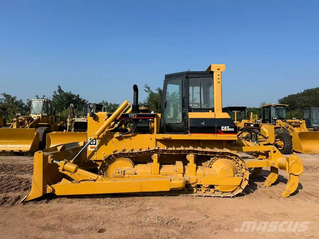 CAT D 6 G Kāpurķēžu buldozeri