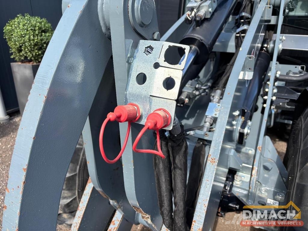 GiANT G5000 X-TRA 4x4 - Stage V - bucket and pallet fork Hjullastere