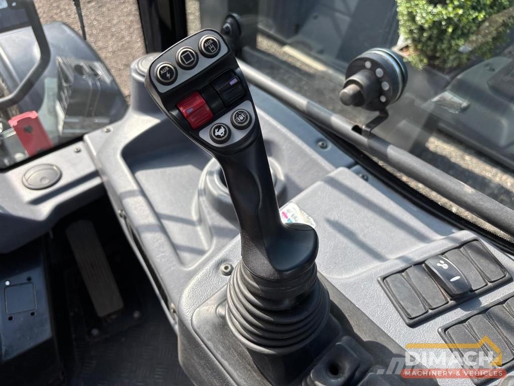 GiANT G5000 X-TRA 4x4 - Stage V - bucket and pallet fork Hjullastere