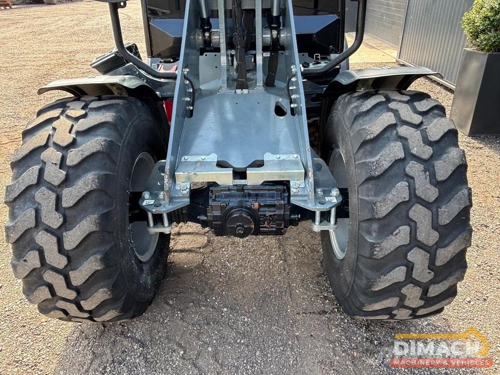 GiANT G5000 X-TRA 4x4 - Stage V - bucket and pallet fork Hjullastere