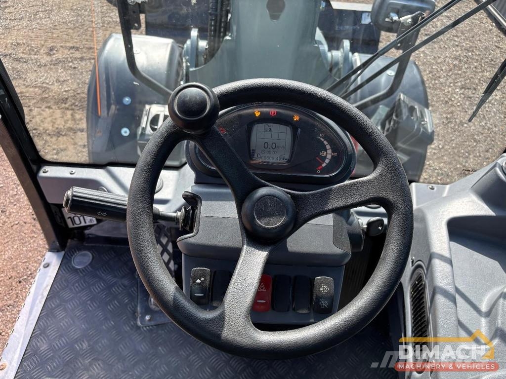 GiANT G5000 X-TRA 4x4 - Stage V - bucket and pallet fork Hjullastere