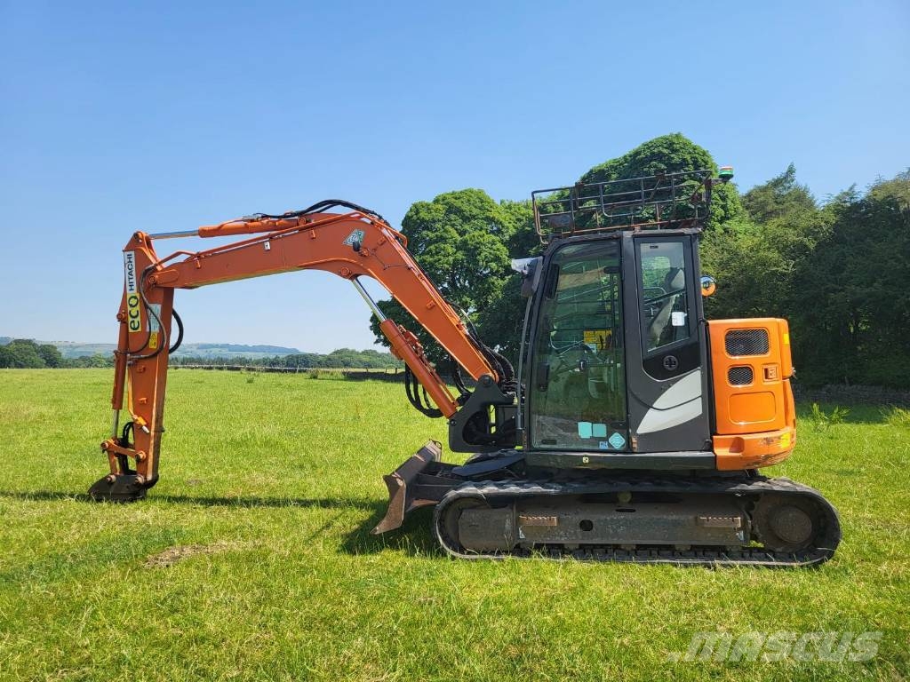 Hitachi ZX 85 US-6 حفارات وسط 7 طن - 12 طن