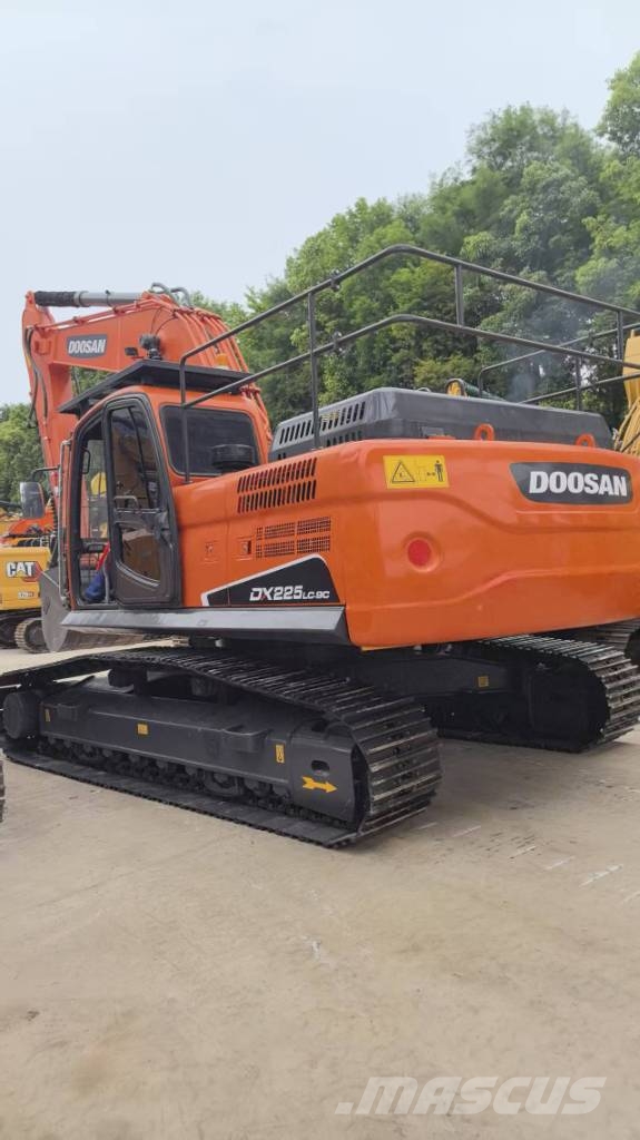 Doosan DX 225 LCA Beltegraver