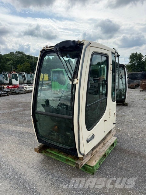 Liebherr A 314 USED CAB Cabine en interieur