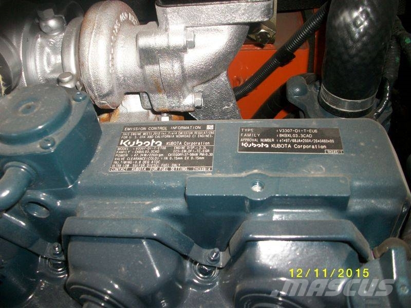 Hitachi ZW 65 لوادر بعجل