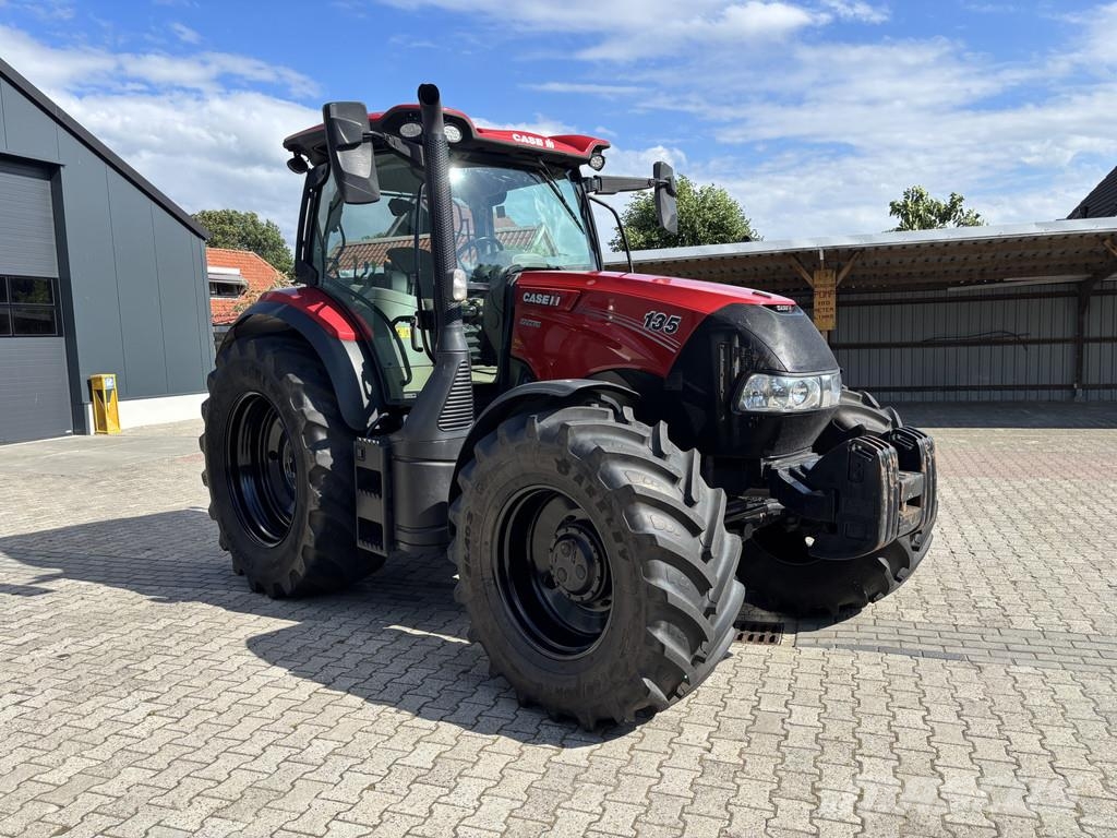 Case IH IH Maxxum 135. Vooras en Cabine vering, 40km eco Traktörler