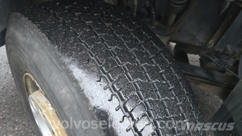 Volvo FM Nosturiautot