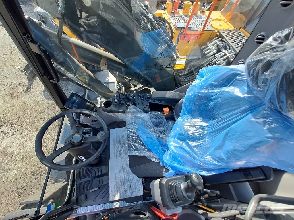 Volvo EW160E u prispeću Bageri točkaši