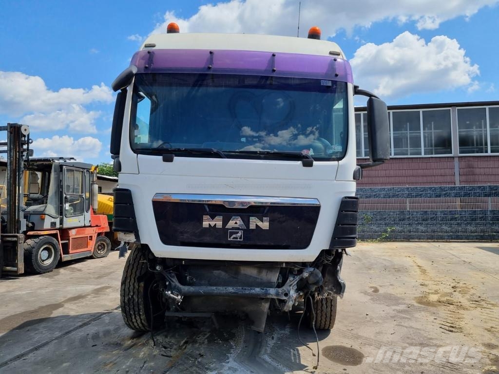 MAN TGS 18.440 BLS-TS Prime Movers