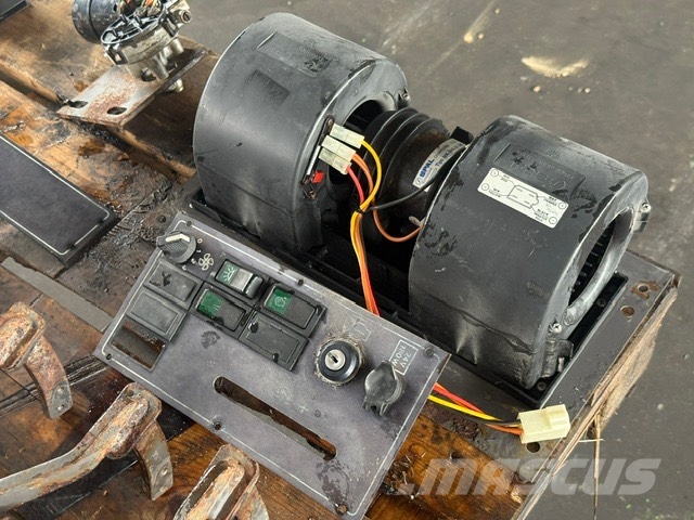 Volvo AKERMAN EW 150 USED CAB PARTS Cabine en interieur