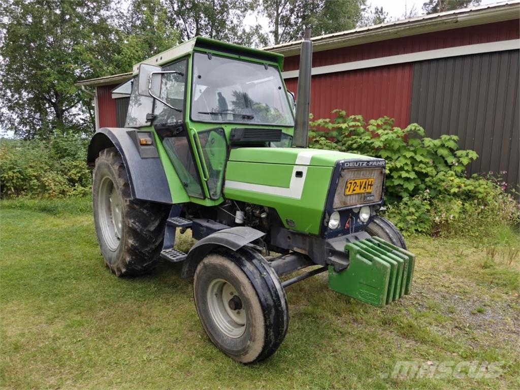Deutz-Fahr D 1036S Traktoren
