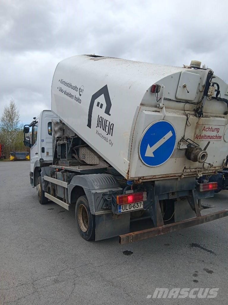 Mercedes-Benz Atego 1017 Lakaisukoneet
