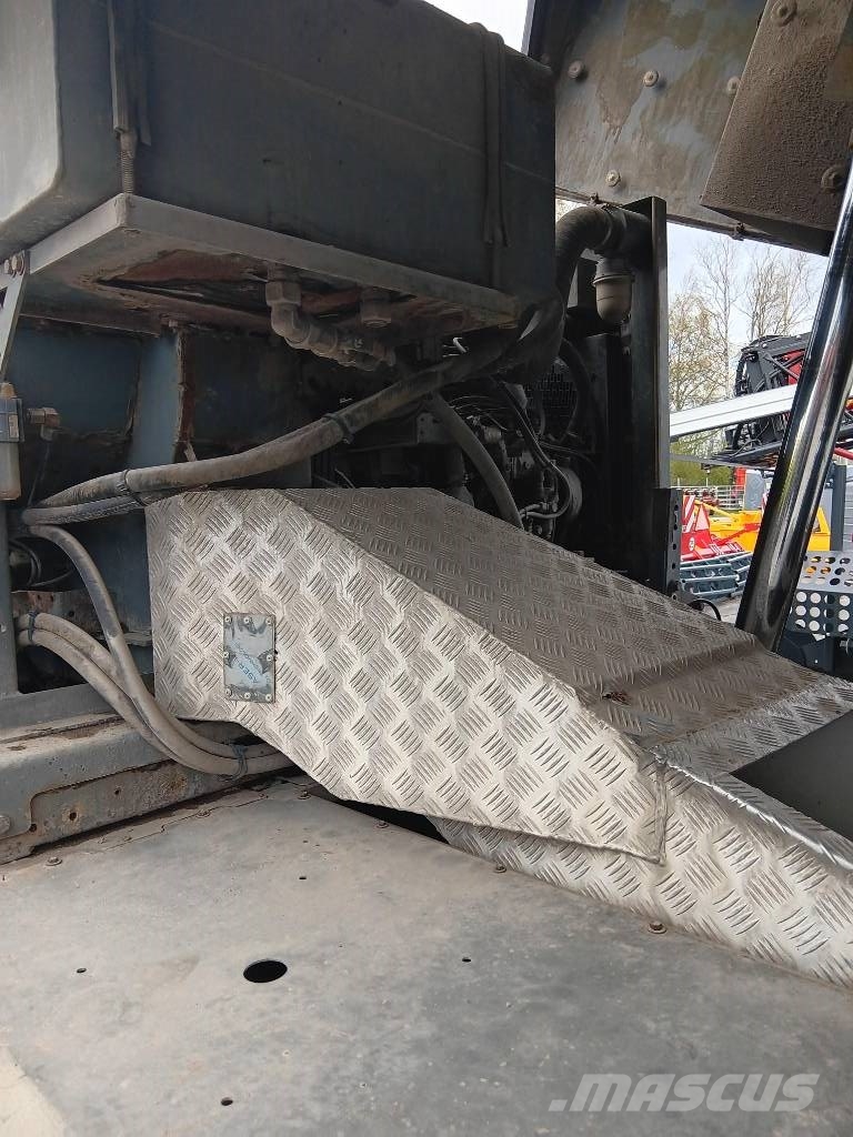 Mercedes-Benz Atego 1017 Lakaisukoneet