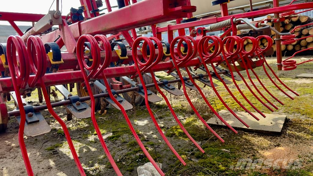 Väderstad NZ Aggressive 1000 Cultivatoren