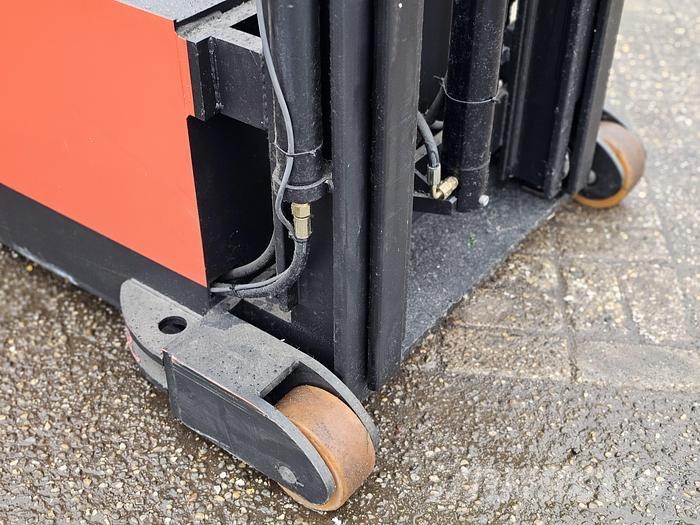 Heli CDD 16 | ELECTRIC | 1600 KG.| HEIGHT 4.50 MTR |4 P Narrow aisle trucks