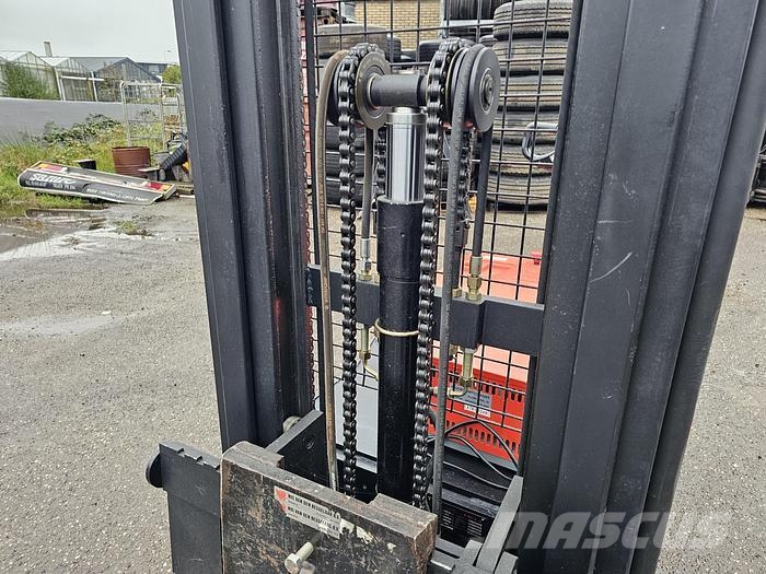 Heli CDD 16 | ELECTRIC | 1600 KG.| HEIGHT 4.50 MTR |4 P Narrow aisle trucks