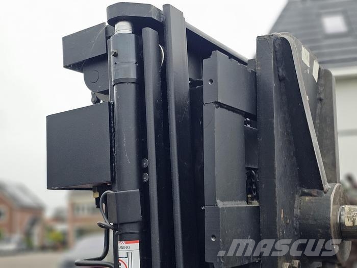 Heli CDD 16 | ELECTRIC | 1600 KG.| HEIGHT 4.50 MTR |4 P Narrow aisle trucks