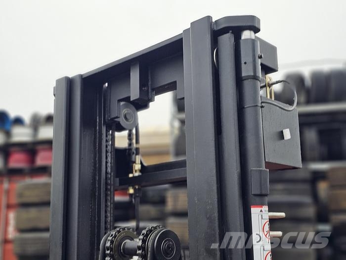 Heli CDD 16 | ELECTRIC | 1600 KG.| HEIGHT 4.50 MTR |4 P Narrow aisle trucks