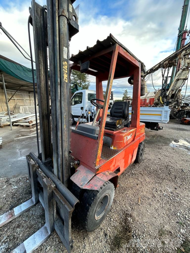 Robust DELTA 30 شاحنات الديزل