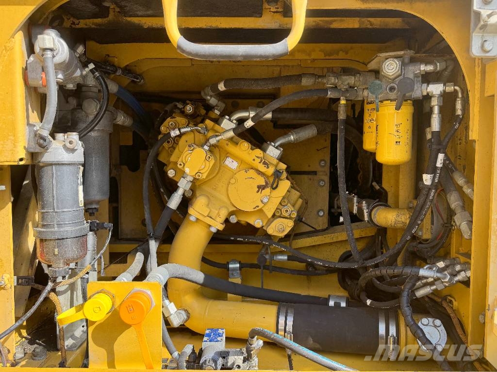 CAT 329 EL Bandgrävare