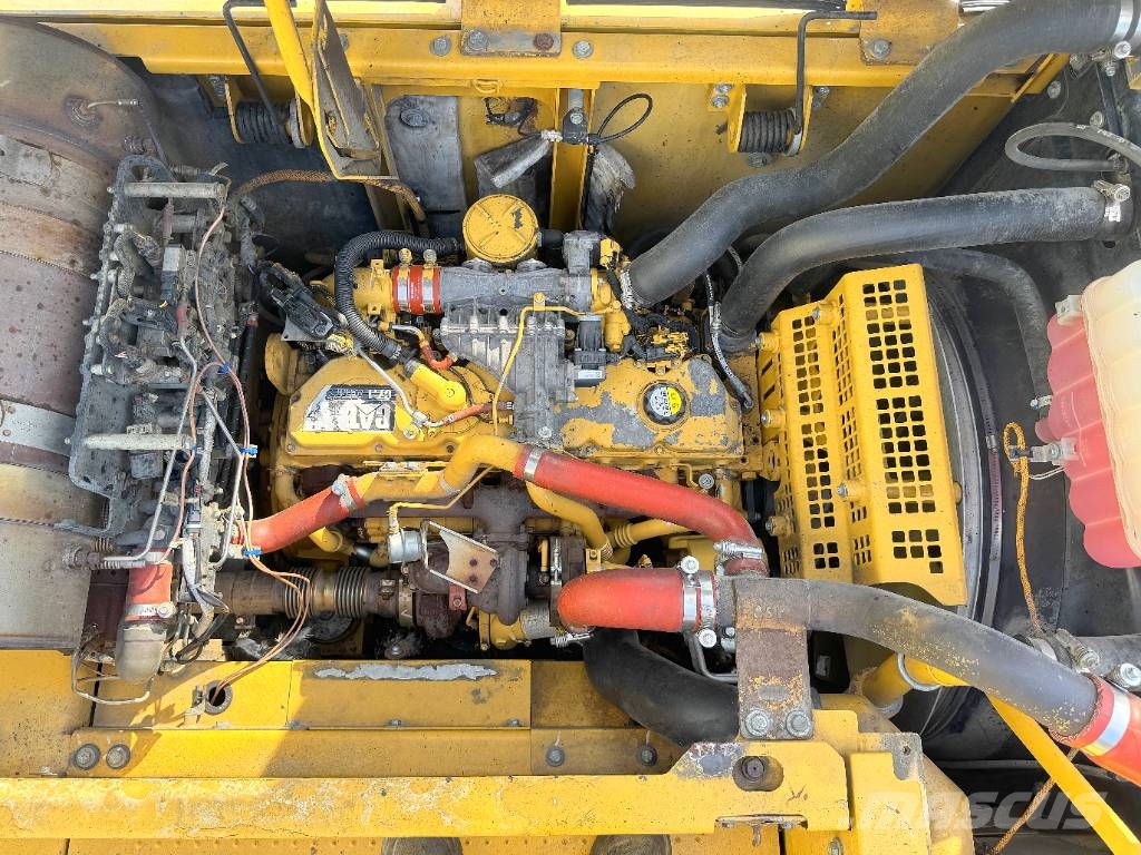 CAT 329 EL Bandgrävare