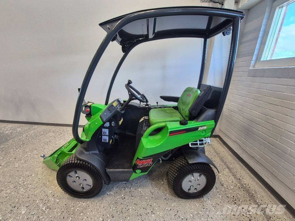 Avant 225-Endast 382 Timmar 4WD 6-Funk Joystick Ładowarki burtowe