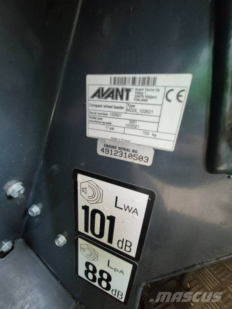Avant 225-Endast 382 Timmar 4WD 6-Funk Joystick Ładowarki burtowe