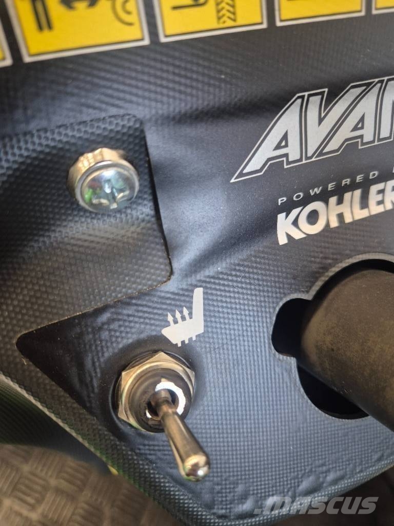 Avant 225-Endast 382 Timmar 4WD 6-Funk Joystick Ładowarki burtowe