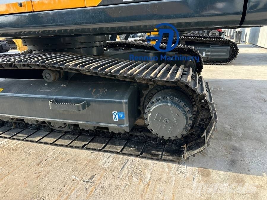 Hyundai R305LC-9T Гусеничні екскаватори