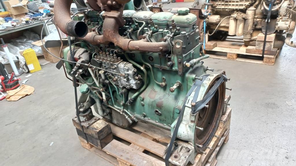 Volvo TD100A Dzinēji