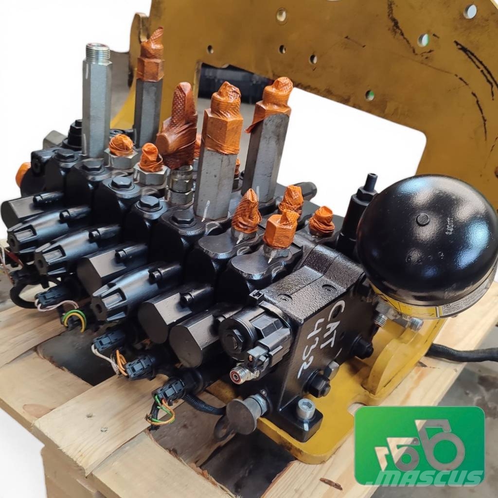 CAT 432E Hydraulic Distributor L21F634 Caterpillar 561 Hidráulicos