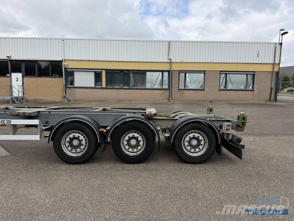 Van Hool A3C002 - multi, JOST Disc نصف مقطورات حاويات