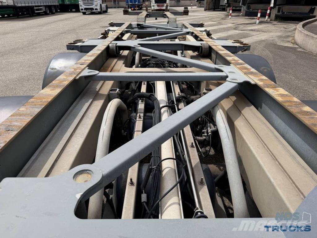 Van Hool A3C002 - multi, JOST Disc نصف مقطورات حاويات
