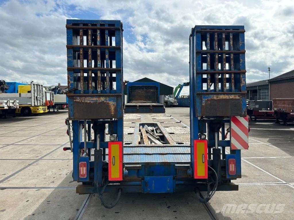 NC 3 AXLE - 7,4 METER EXTENDABLE Semirremolques de carga baja