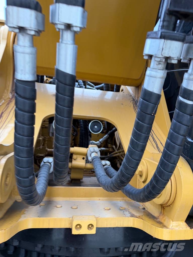 CAT 345D   Source factory Raupenbagger